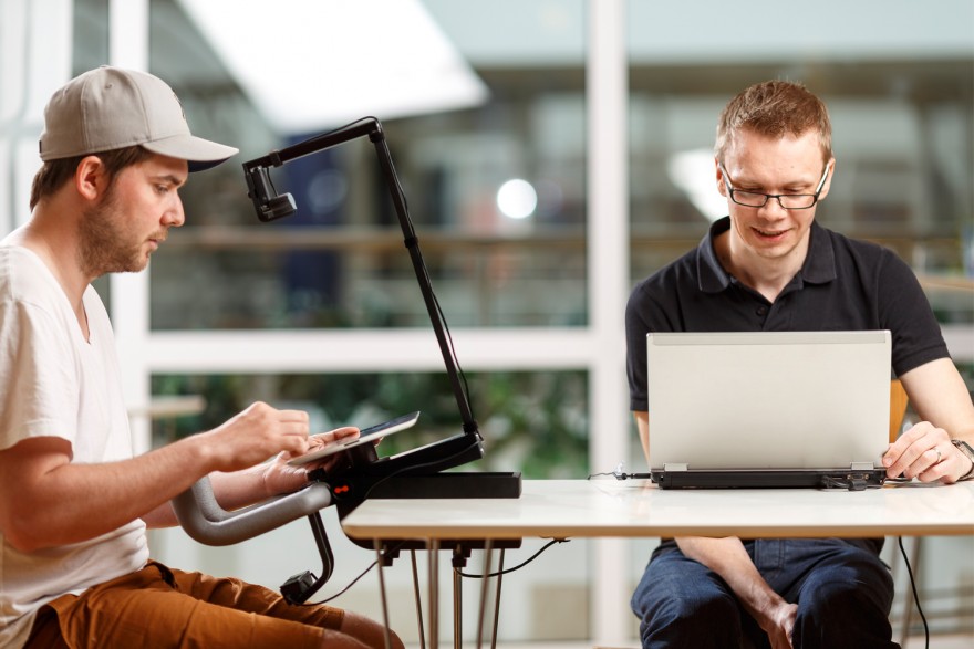 Eye Tracking Lab With Device Stand